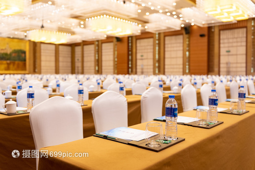 高效會議，從專業空間開始——酒店會議室，您的理想之選